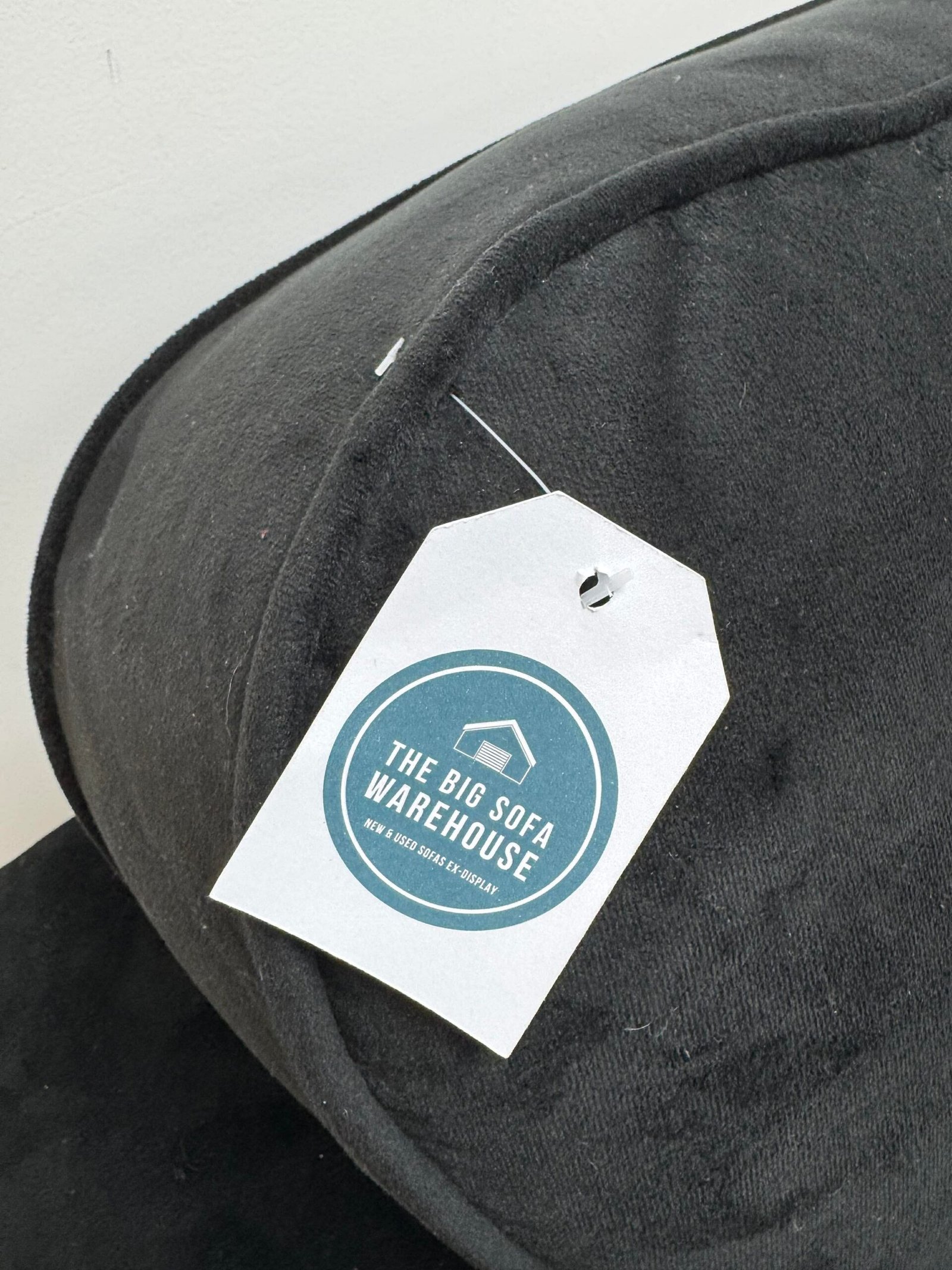 Cosmos 3+2 Sofas - Magic Black - Image 5